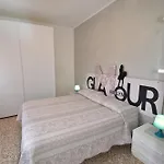 Oleandro - Giardini, Terrazze, Clima E Posti Auto Apartman