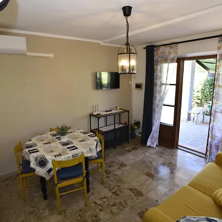 Oleandro - Giardini, Terrazze, Clima E Posti Auto *