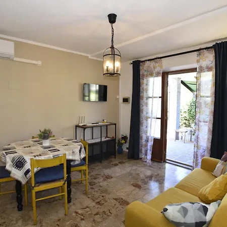 Oleandro - Giardini, Terrazze, Clima E Posti Auto Apartment *