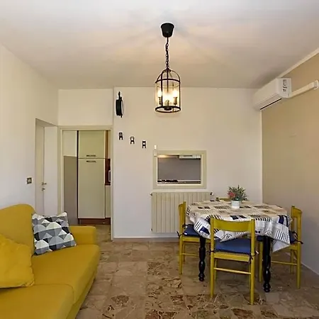 Oleandro - Giardini, Terrazze, Clima E Posti Auto Apartman