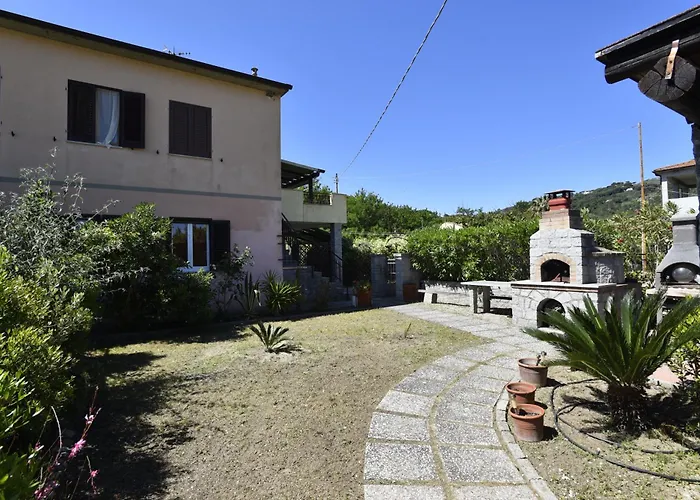 Oleandro - Giardini, Terrazze, Clima E Posti Auto Lejlighed *