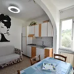 Lejlighed Oleandro - Giardini, Terrazze, Clima E Posti Auto
